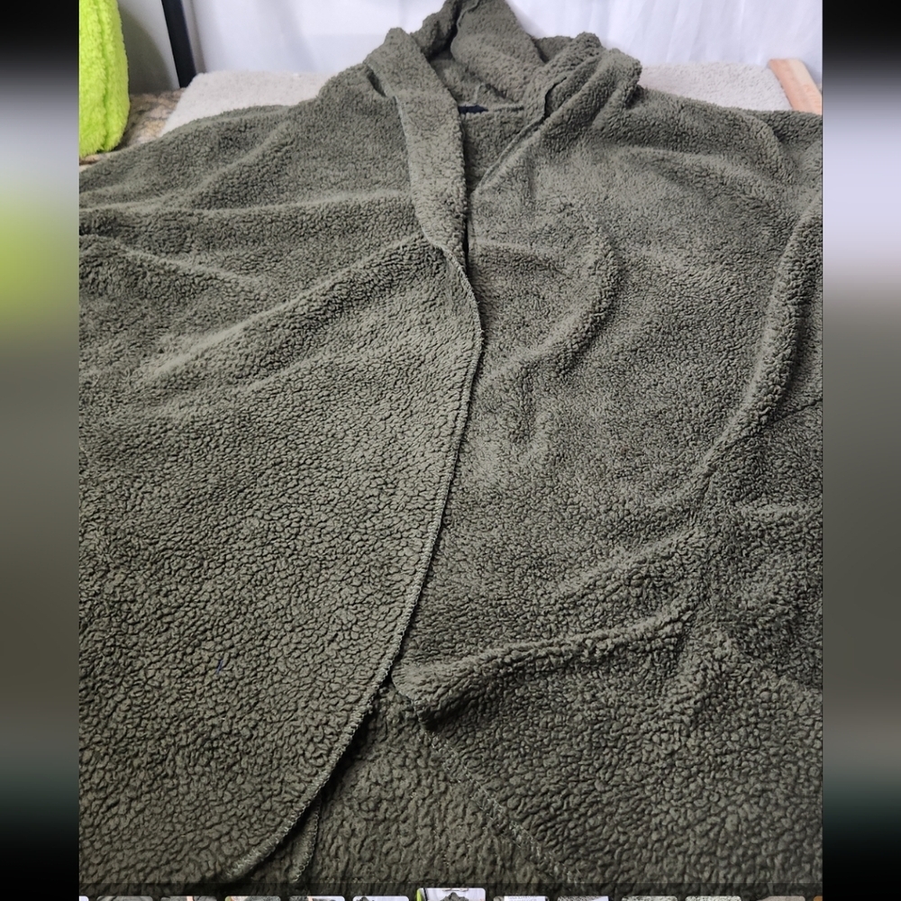 Women's Open Front Long Sleeve Olive Green Sweater - XL - 42Pops